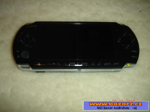 Zánovní PSP a hry