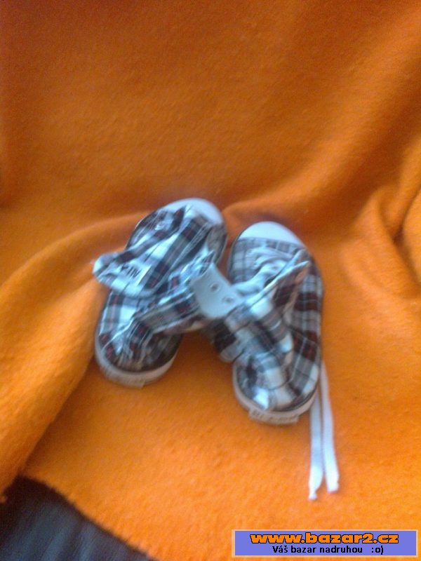 Tenisky Converse č.38