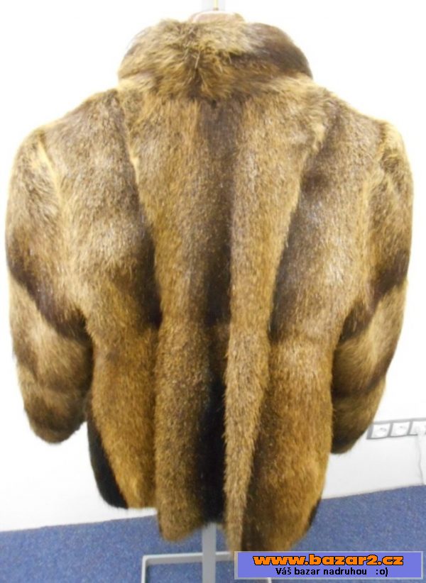Dámský kabát z nutrie