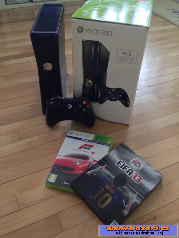 Xbox 360 4GB + 5 her