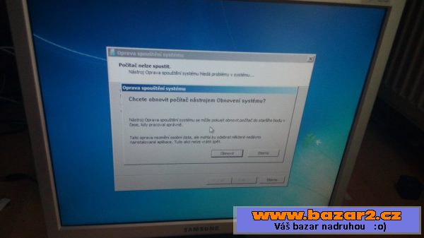 LCD  monitor Samsung 19