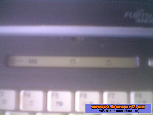 Fujitsu Siemens  E8010 za 800kč