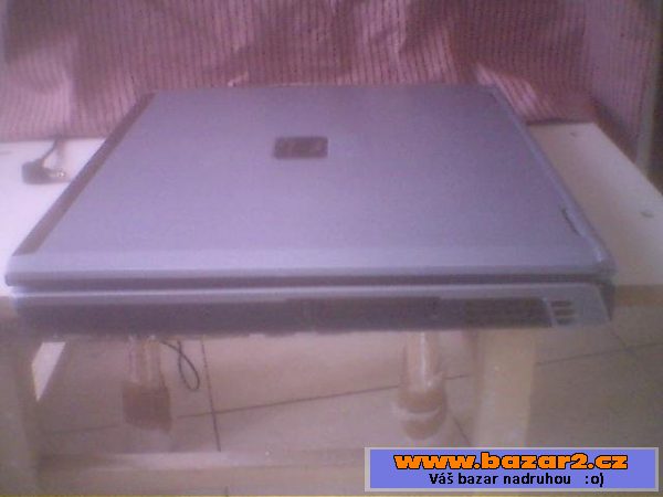 Fujitsu Siemens  E8010 za 800kč
