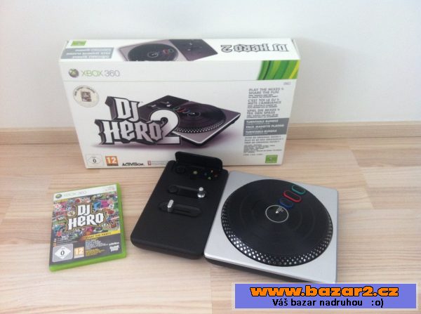 Xbox 360 Slim 250GB + příslušenství