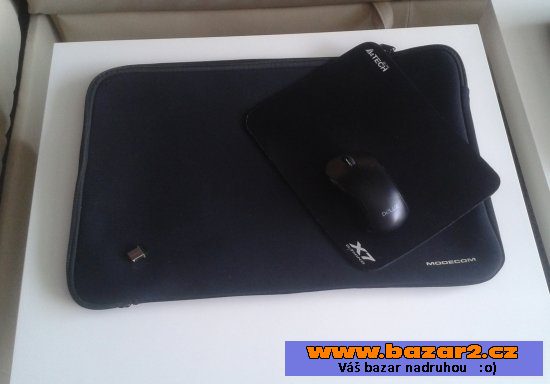 Notebook Lenovo G700 - černý