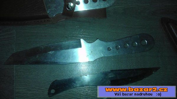 Gil Hibben - vrhací nože