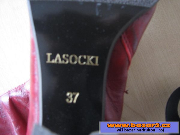 Kozačky červené