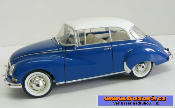 Kovový model Auto Union 1/18