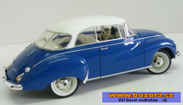 Kovový model Auto Union 1/18
