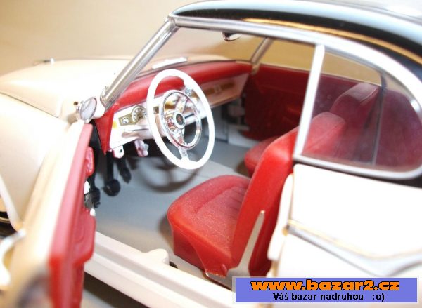Kovový model Borgward 1/18