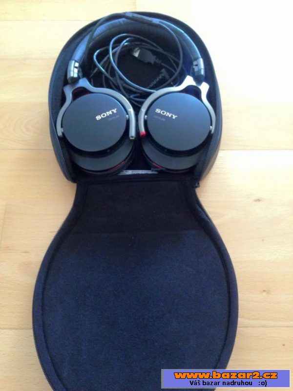 Sluchátka Sony Profi
