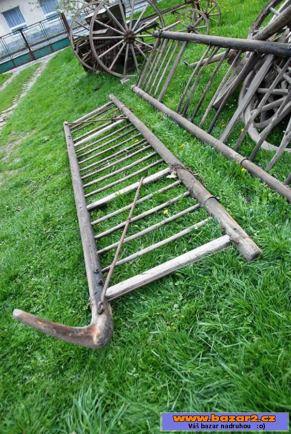 Staré historické zemědělské stroje