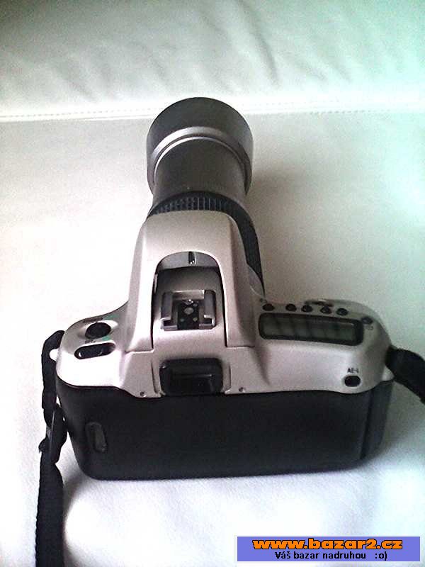 Nikon F 50,2 objektivy, brašna