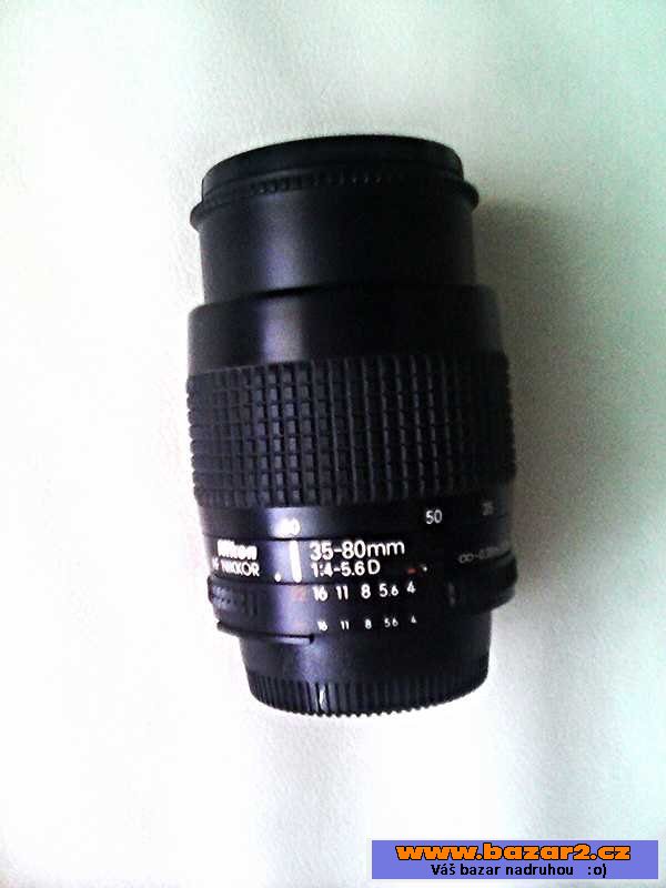 Nikon F 50,2 objektivy, brašna