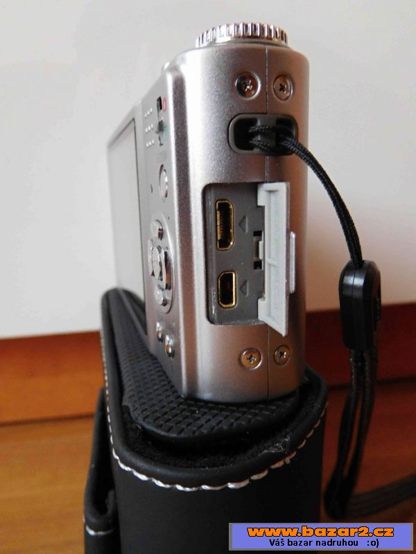  Panasonic Lumix DMC-ZX1