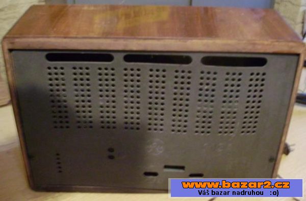 Rádio Tesla T605 A