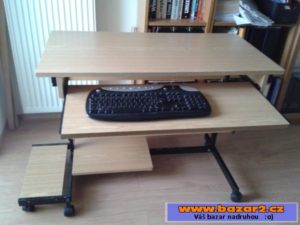 Stolek na PC