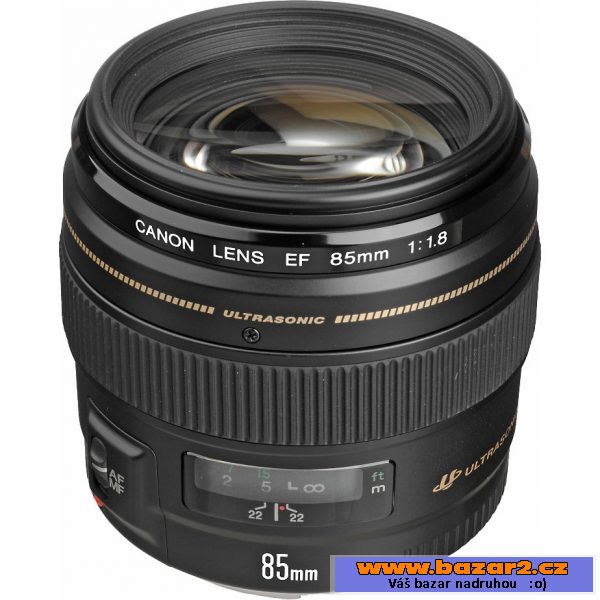 Canon EF 85mm f/1.8 USM