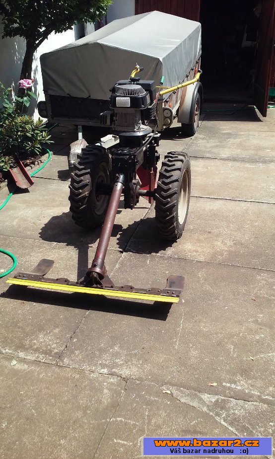 Malotraktor ZD Dolina