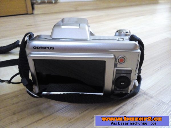 Olympus SP-800UZ stříbrný