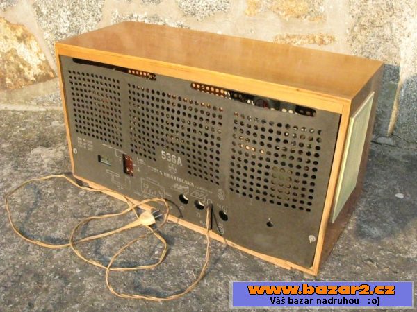 Staré elektronk. rádio Tesla 536A