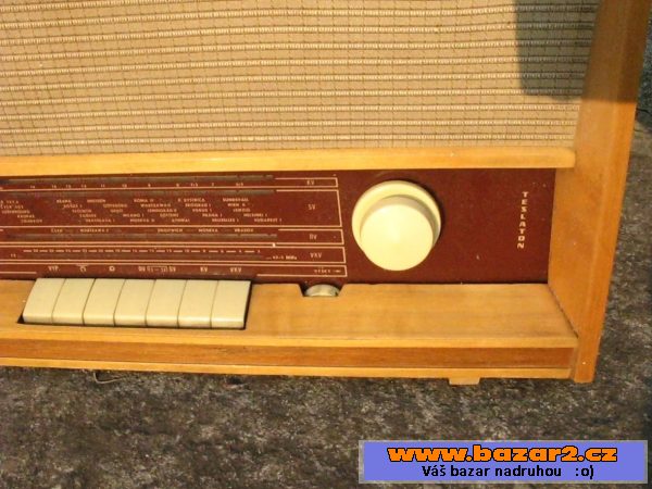 Staré elektronk. rádio Tesla 536A