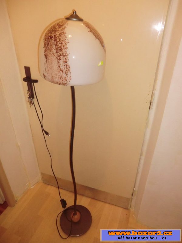 Prodám lampu a zrcadlo
