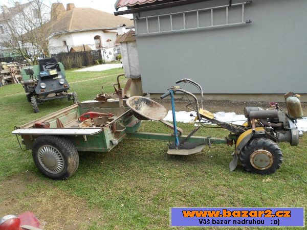 Jednoosý traktor