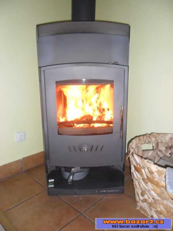 Kombinovaná krbová kamna 
