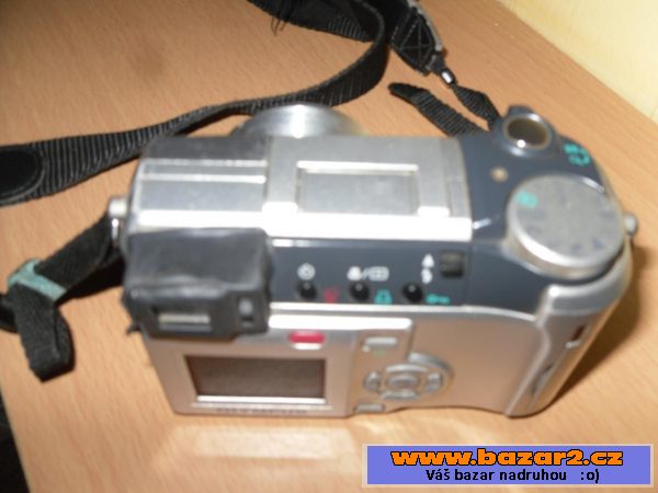 Digital Olympus C-740