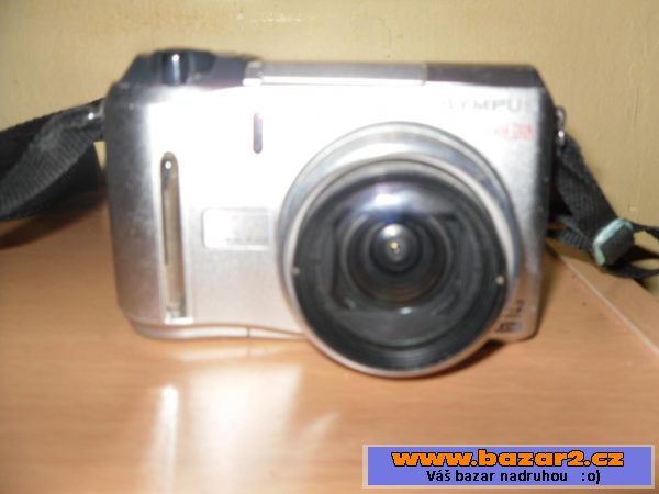 Digital Olympus C-740