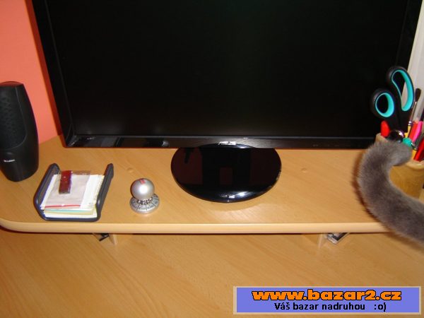 STŮL POD PC rohový