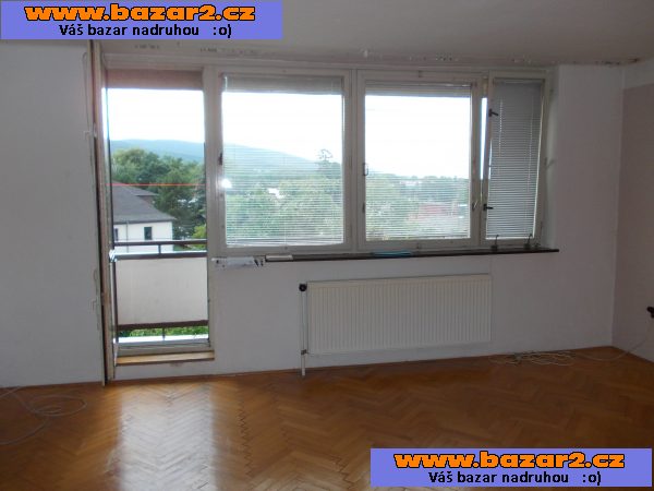 Byt 3+1, 71m2, s velkým balkonem, Liberec - Hanychov