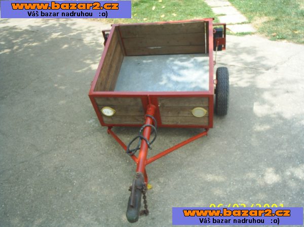 vlek za auto ci malotrakturek