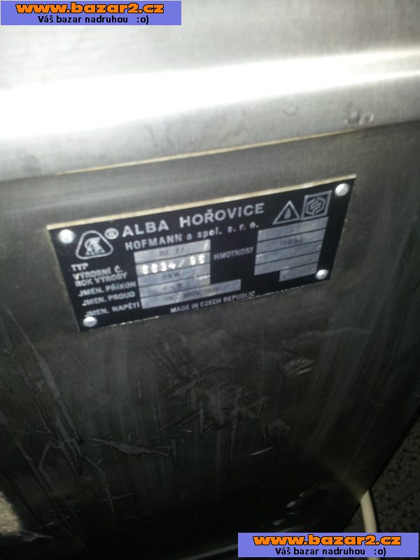 Hnetač  Alba Horovice