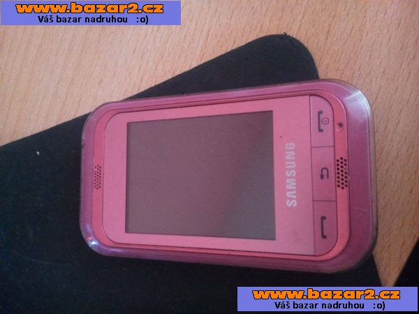 Růžový telefon 