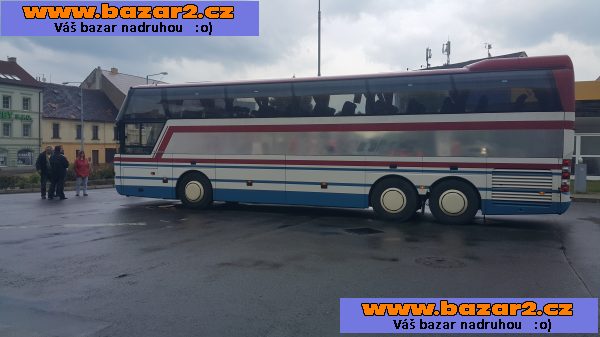 DÁLKOVÝ AUTOBUS NEOPLAN M3