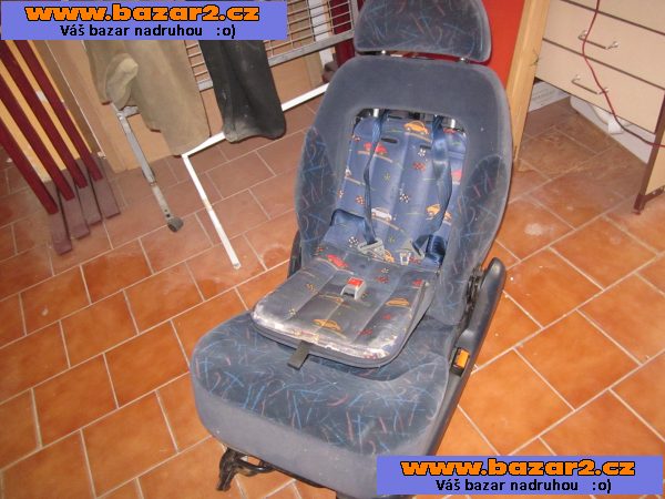 PRODÁM SEDAČKU NA AUTO WV SHARAN 