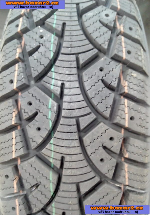 Prodám zimní pneu WANLI Sunny SN290C 195/70 R15C - NOVÉ