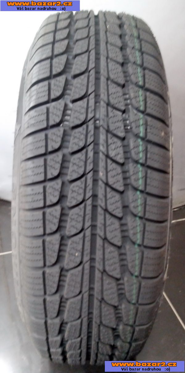 Prodám zimní pneu WANLI Sunny SN293C 215/70 R15C - NOVÉ