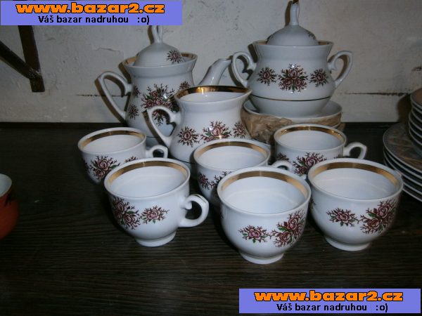 samostatně(jednotlivě)- 4 stylové čajové soupravy