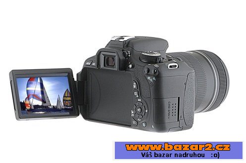 Canon EOS 600D+blesk+grip+brašna