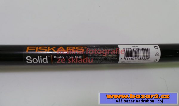 Uchopovač Fiskars Solid 148522