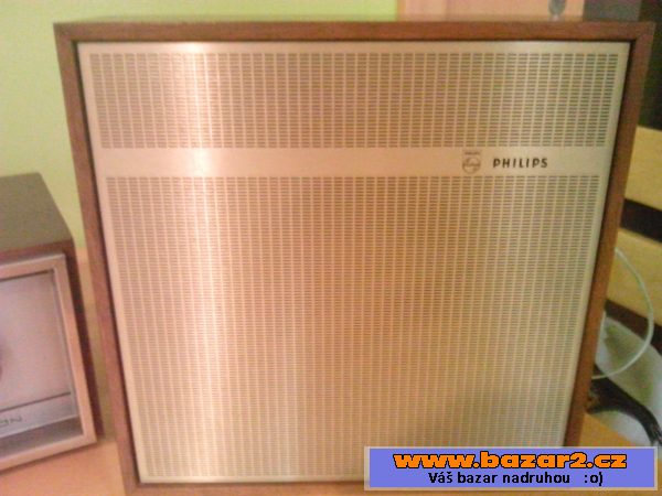 Rádio přijímač 723 TB