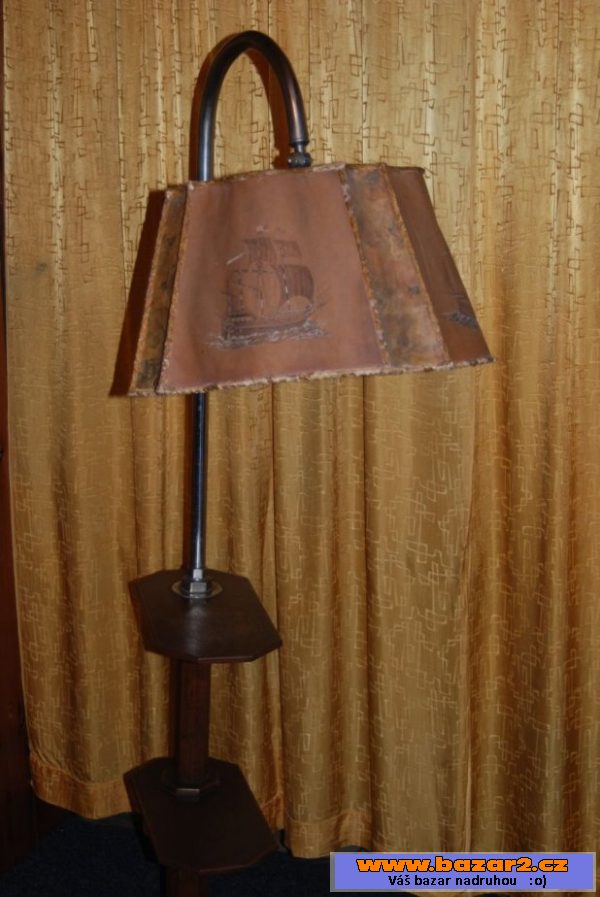 Starožitná lampa