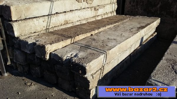 Betonové panely starší - 0,6x3x0,20