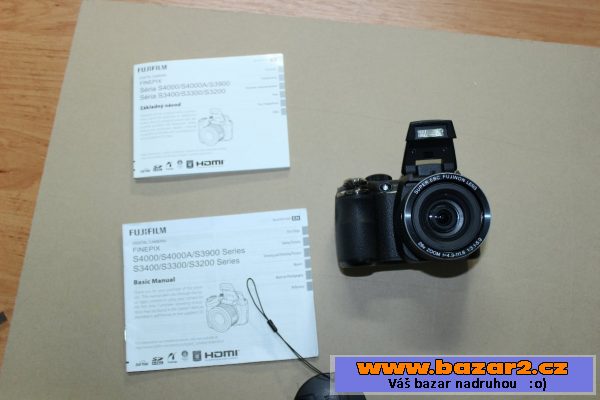 Fujifilm Finepix S3300