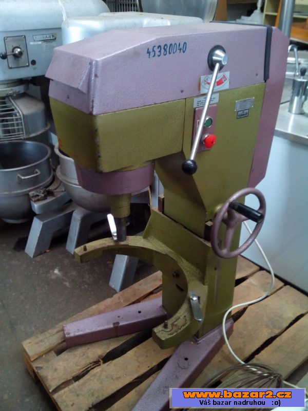 Robot universální 380V