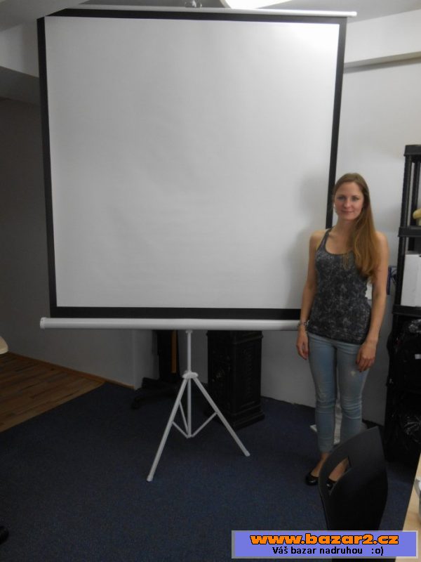 Projekční plátno Elite Screens