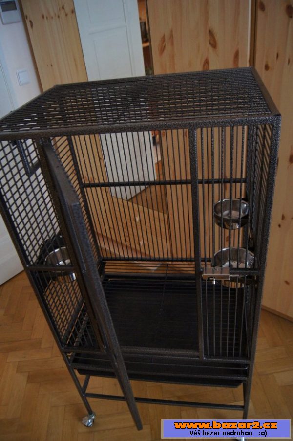 Klec pro papoušky
